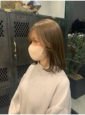 透け感柔らかツヤ髪ブラウン 顔まわりレイヤー内巻きミディ