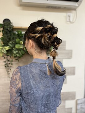 ロカット サロン(Roquat Salon) ポニーあみおろしアレンジ【ヘアセット/立川/卒業式袴/立川】
