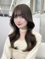 エヌアイ オモテサンドウ(ni omotesando)&nbsp;韓国くびれヘア/オリーブベージュ/小顔カット　上野