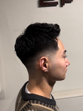 ミリオンバックス 神田店(Million Bucks) スパイキーショート/スペインカール<理容室>[メンズ/床屋/神田]