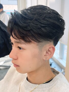 バース バイ ハピネス(BIRTH by happiness) 奈良men'sフェードフェザーパーマ フェザーショート