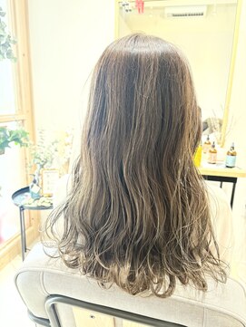 ルーム 富木島店(room) グラデーションカラー