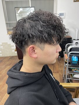 メルシー トータル ブランディング サロン(merci TOTAL BRANDING SALON) メンズ 前下がりマッシュ ツイストスパイラルパーマ