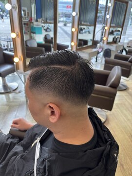 コワファースト 大分(COIFF1RST) フェード剃り込み