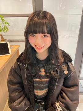 ニール(Neale.) モスグリーン12.4黒髪