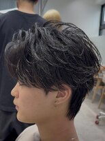 フィフス 渋谷(fifth)&nbsp;渋谷フェザーパーマ毛流れニュアンスセンターパート大人微分け