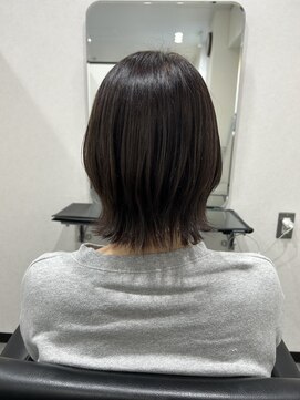 セカンド(Second) Second   ×　外ハネスタイル