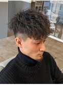 ツイストパーマ　ダウンバング　フェードカット