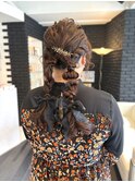 お呼ばれヘア・ツイン編み下ろしアレンジ