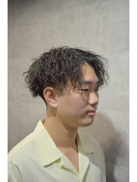 バーバーハウス ラヴィ(Barber House Lavie) ツイスパセンターパート