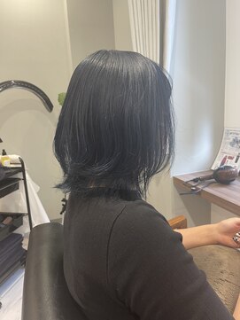 ピアーネ(PIANE) 透明感抜群のアッシュカラー!