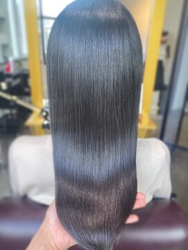 オルト(Ort) ツヤ&透明感☆アイスグレージュ／イルミナカラー