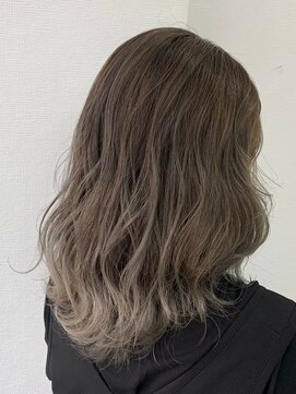 ワンズリー 本厚木店(ONE's ly) 韓国/インナーカラー/ハイライト/ケアブリーチ[本厚木駅]