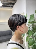 耳掛けショートカット