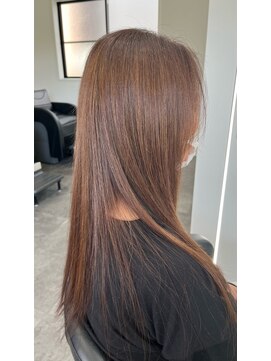 ブルージュ ヘアー(Brugge hair) 艶髪ロングストレート