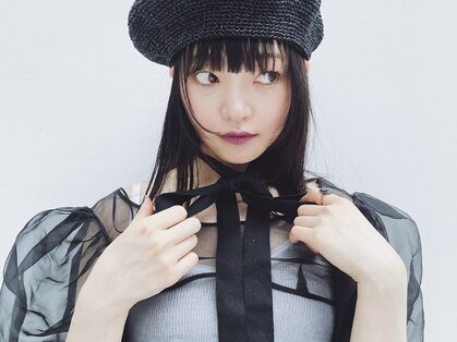 ヘルベチカ・ヘア(Helvetica hair)の写真