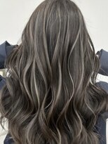 アールシリウス(R,SIRIUS)&nbsp;シルバーカラーのハイライト