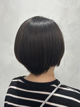 アース 流山おおたかの森店(HAIR&MAKE EARTH) 丸みショート