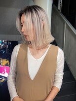 キオクエコ(KIOX eko) シャドールーツ/ケアブリーチ/リタッチ/レイヤーカット/髪質改善