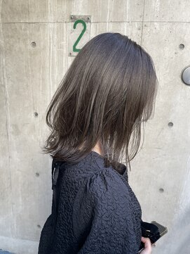 ニコフクオカヘアーメイク(NIKO Fukuoka Hair Make) 福岡天神/大人かわいいくすみカラー/赤み消しオリーブカラー