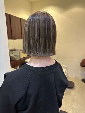 ウニレ バイ センス(unire by sense) 【白髪ぼかし】ボブ×白髪ぼかしハイライト/ベージュ