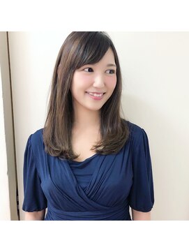 パティオン(PATIONN) ツヤ髪ダークアッシュグレージュカラーストレート内巻きロング