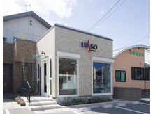 ルッソ カーム アンド スタイル LUSSO calm & styleの雰囲気（天満屋ハピーズとｌ白楽町郵便局の間のお店です）