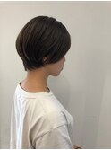 イルミナカーキクールマッシュショート《鶴見 美容室 warm》