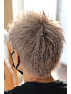 ヌードカラー(NUDE COLOR) 『NUDE COLOR』men'sショートウルフ