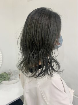 カシェ マエノヘタ(Cashe'e MAENOHETA) 秋のオリーブカラー