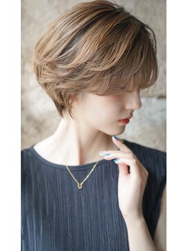 カライング(ing) 大人可愛いマッシュショートボブウルフカット◎30代40代50代60代