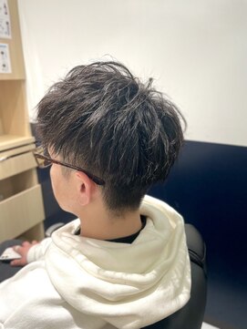 リバティシェアバーバー 銀座(LIBERTY SHARE BARBER) ツイスパ/ツイストスパイラル/メンズパーマ/メンズマッシュ