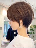 小顔似合わせ大人丸みショート黒髪ネビージュワンレンボブルフ