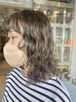 オーガニック リブ 川越(organic+live)&nbsp;モテ髪ダークアッシュこなれミディデジタルパーマ大人美人