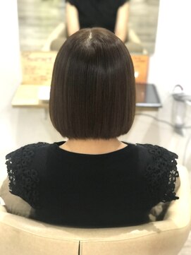 クート 北浦和(ku-to) 透明感ナチュラルブラウンの毛先軽めボブ