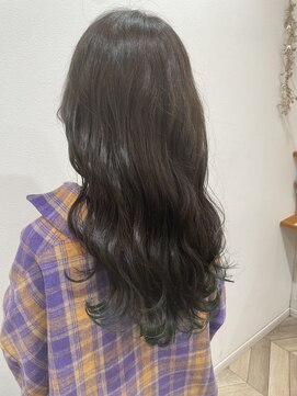 ルヴェール 茜部店(Le Vert) くすみグレージュ×モスグリーン