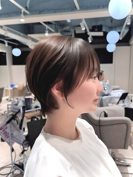 マインバイアフロートギンザ(MYNE by AFLOAT GINZA) ショートカット/くびれショート/丸みショート/おくれ毛