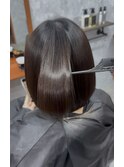 《柔らか艶髪》触れたくなる髪質に