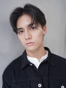 ニコ トウキョウ ロジック(nico TOKYO Logic) センターパート/ニュアンスパーマ/フェザーパーマ