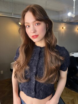 ボタン ハカタ(VOTAN hakata) 【前田七音】オリーブベージュ/ロングカット/前髪なし