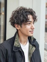 ユニル(Unille)&nbsp;泉駅/メンズ/MEN’S/ニュアンスパーマ/センターパート/学割U24