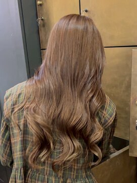 ヘアーアイスカルテット(HAIR ICI QUARTET) 大人可愛いショコラブラウン×艶髪ウェーブロング
