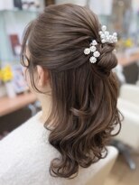 ヘアーメイク ツインズ(Hair Make TWINS)&nbsp;結婚式・パーティーに★上品ハーフアップアレンジ
