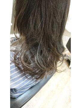 CAN sis坂店 (Can)外ハネハイライト