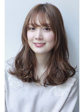 ループス(Roops) ワンカールパーマで楽ちんスタイリング