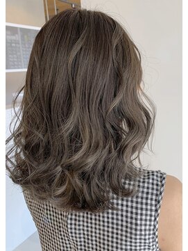 リベルテ 岡崎店(Liberte) 【大人ツヤアッシュグレー】シングルカラー