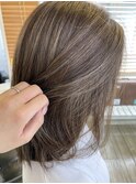 ☆flover☆【細めハイライト×透け感グレージュ】kanna