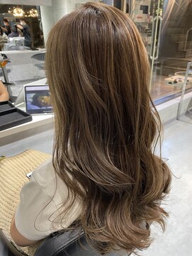 ジンジャー(GINGER) ベージュ×カラー×トリートメント×髪質改善×レベル2