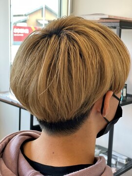 トゥルー(TRUE) ツーブロックマッシュ