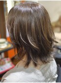 切りっぱなし外はねスタイル